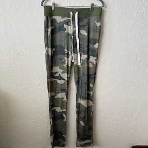 **See Description** J. Crew Factory Camo Joggers - Size M
